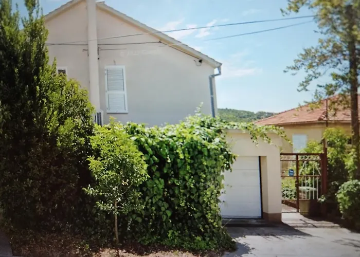 Gust Апартаменты Трогир